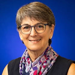Elizabeth Tezza