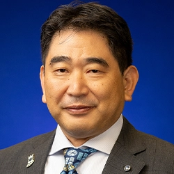 緒方隆